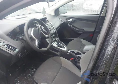 2014 Ford Focus Se from USA, damaged, VIN 1FADP3F2XEL347841